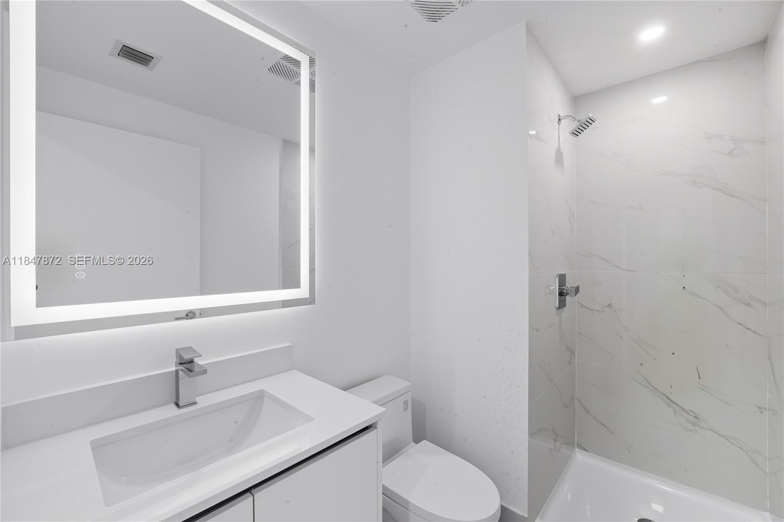 ARIA RESERVE - Residential
