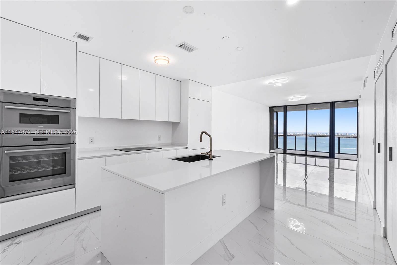 ARIA RESERVE - Residential