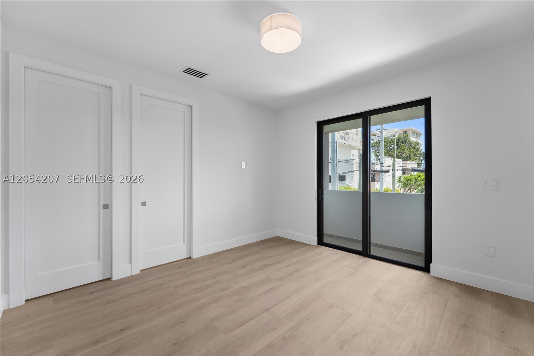 AMND MIAMI SUBURBAN ACRES - Residential