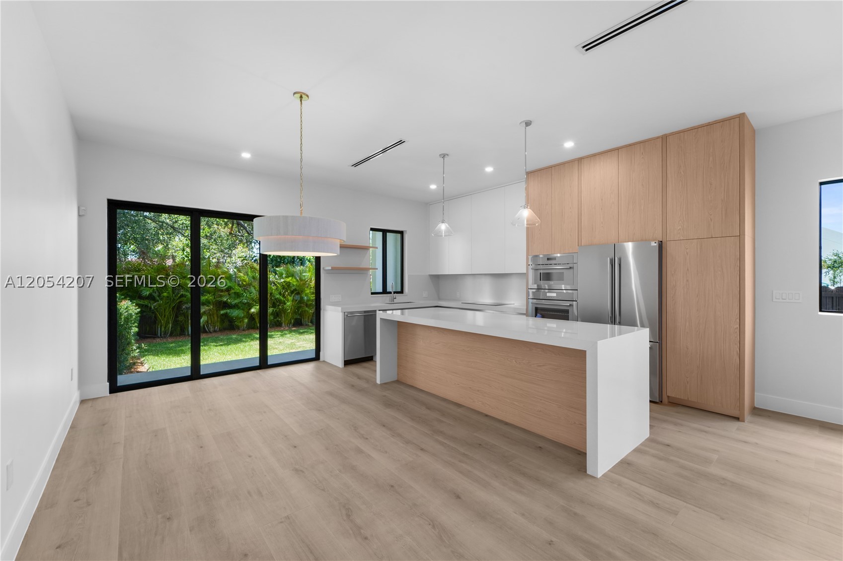 AMND MIAMI SUBURBAN ACRES - Residential