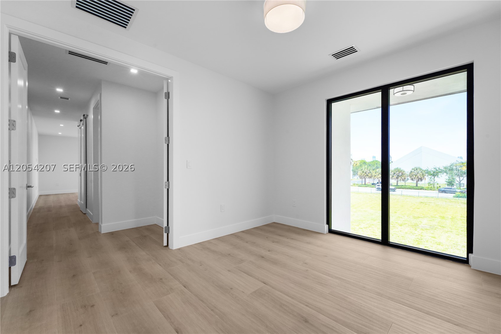 AMND MIAMI SUBURBAN ACRES - Residential