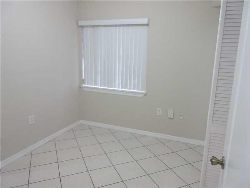 JACKSON PEACOCKS SUB - Residential Lease