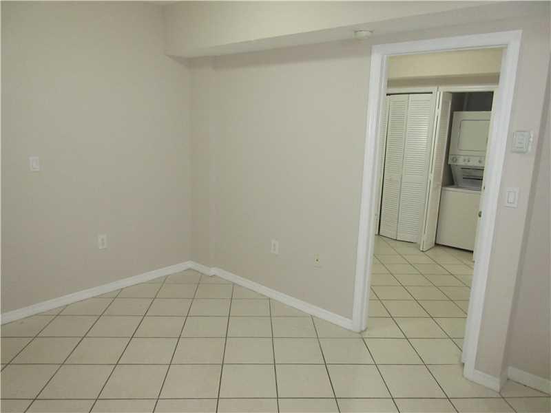 JACKSON PEACOCKS SUB - Residential Lease