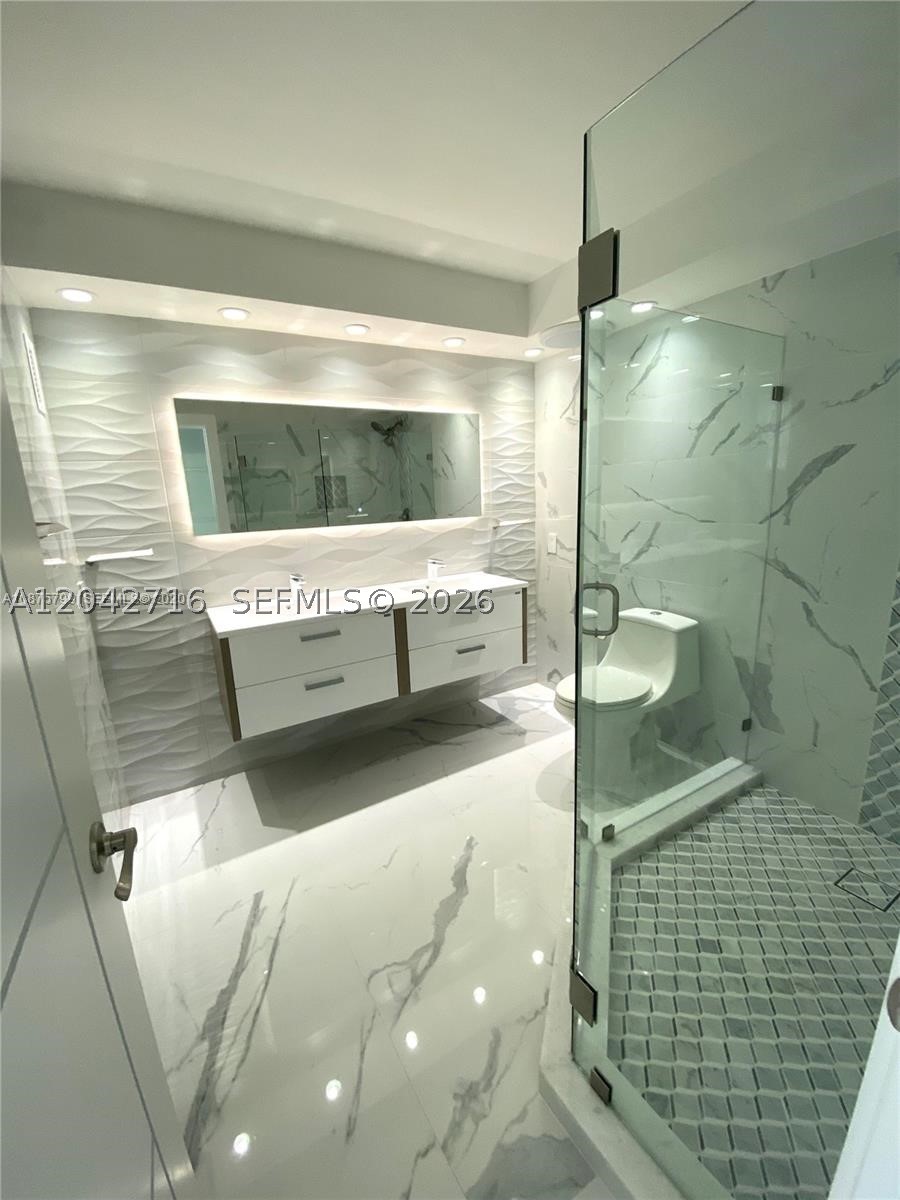 PLAZA SOUTH CONDO - Residential