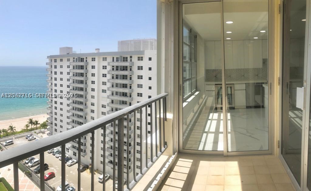 PLAZA SOUTH CONDO - Residential