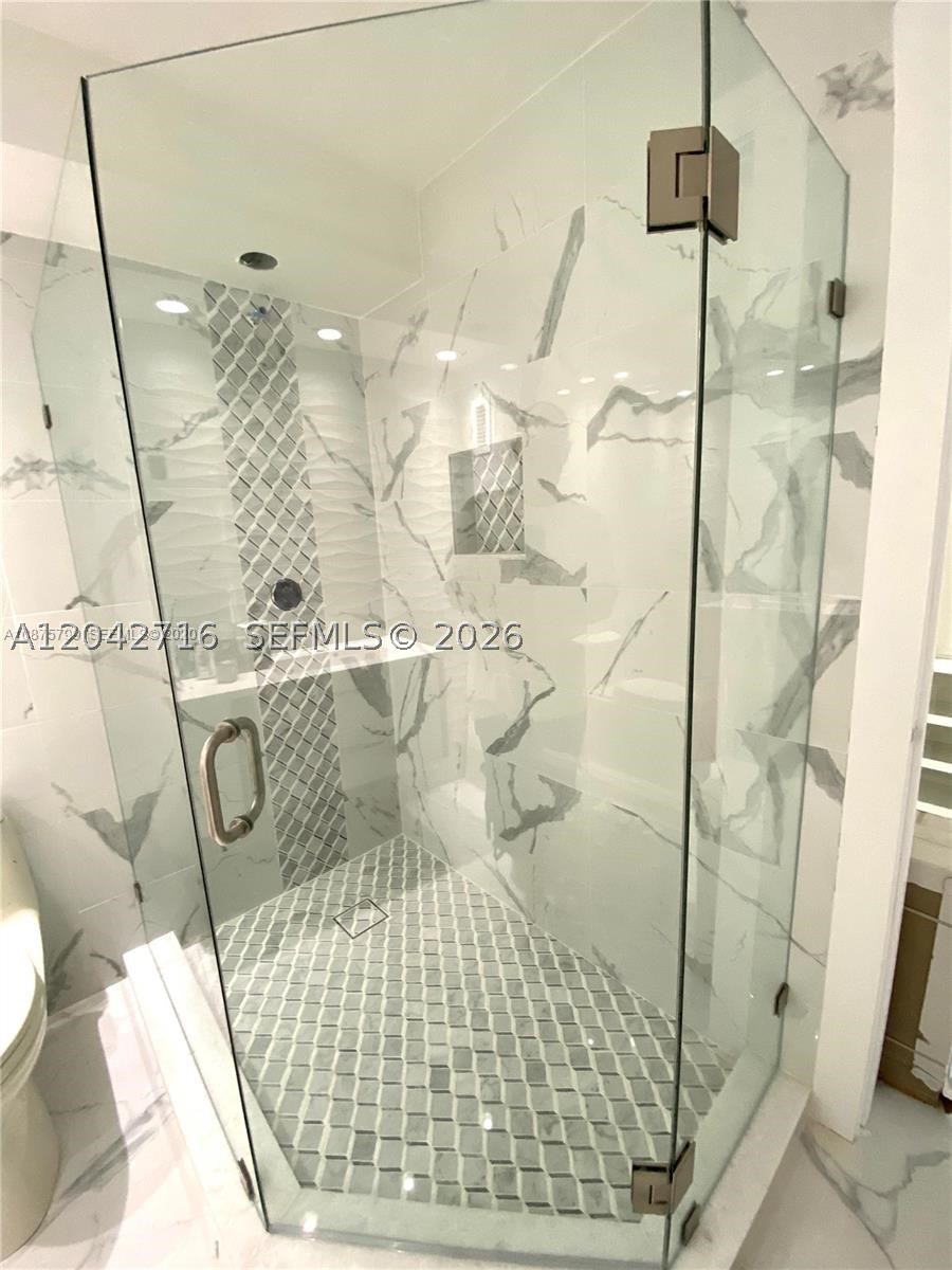 PLAZA SOUTH CONDO - Residential