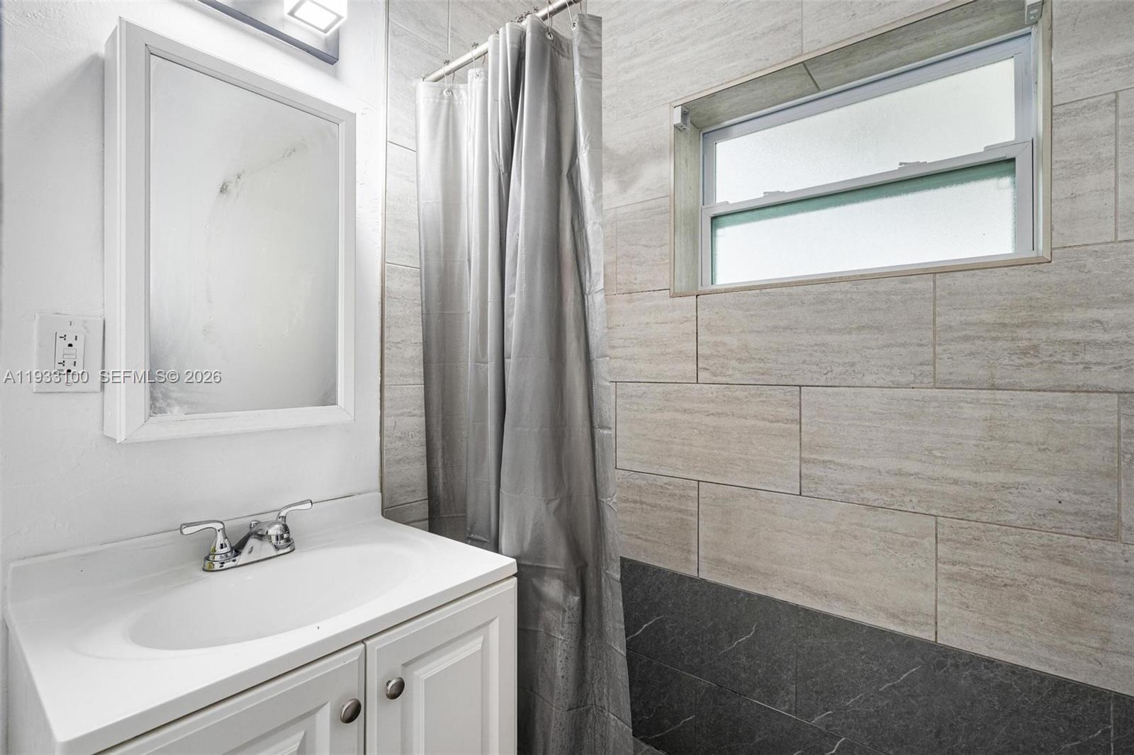 MITCHELL MANOR EXTEN - Residential Income