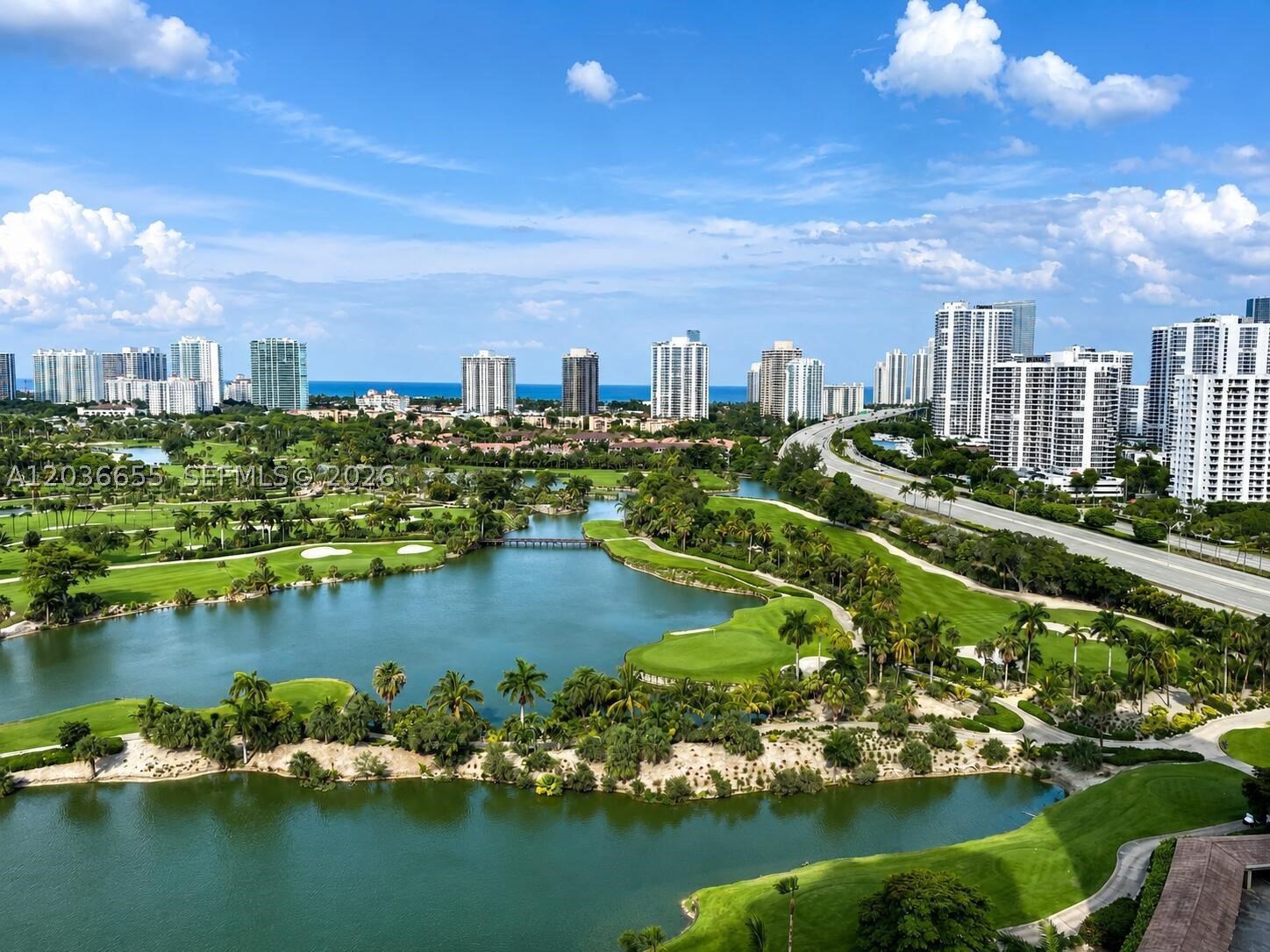 TURNBERRY ON THE GREEN CON - Residential