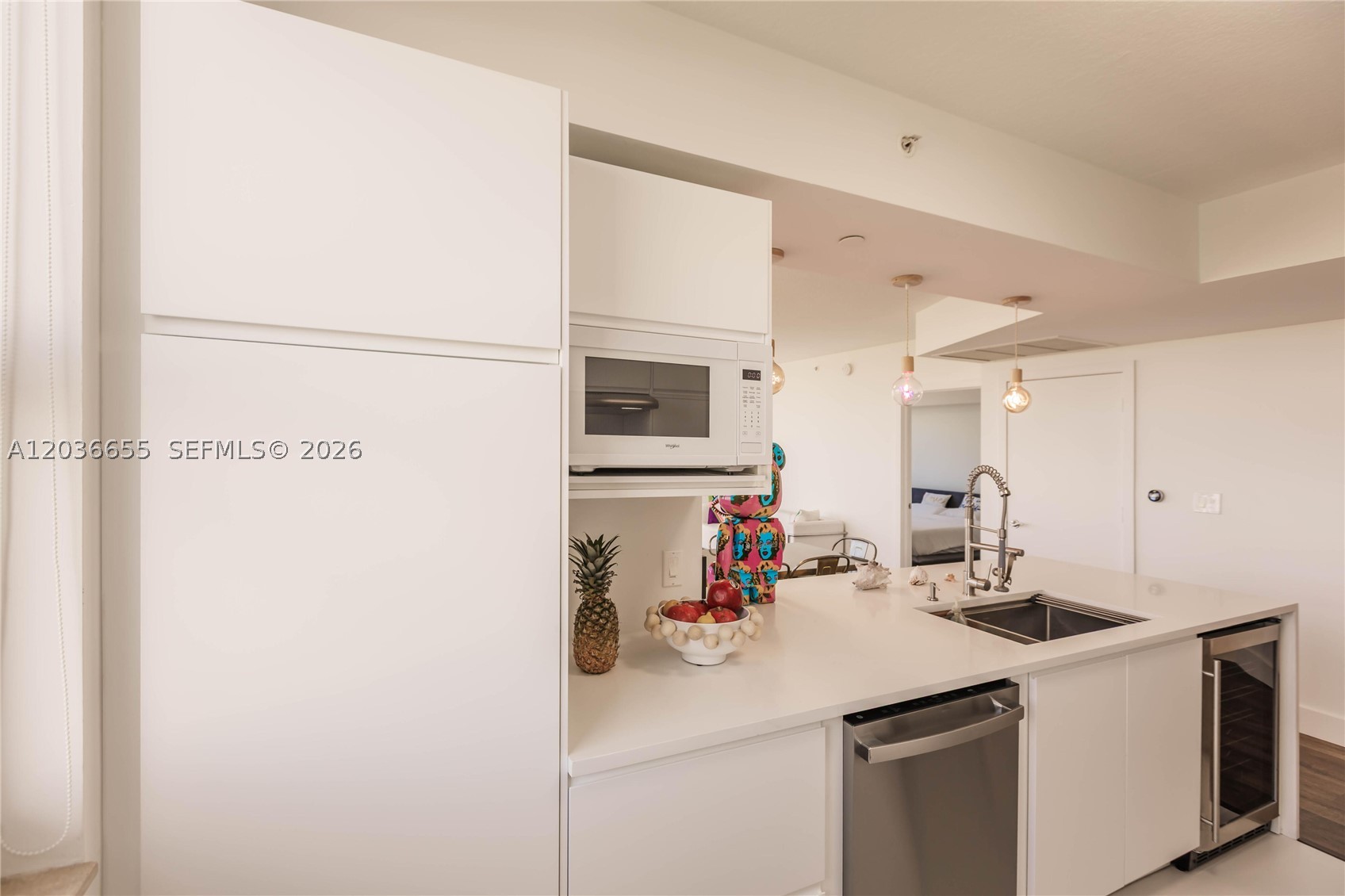 TURNBERRY ON THE GREEN CON - Residential