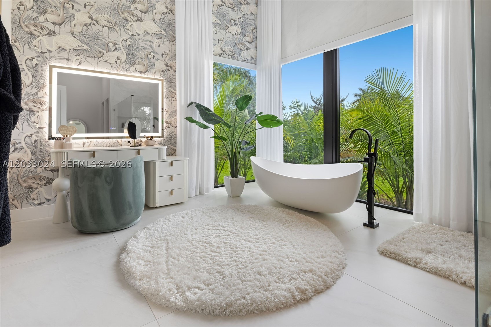 ZONA WEST - Residential