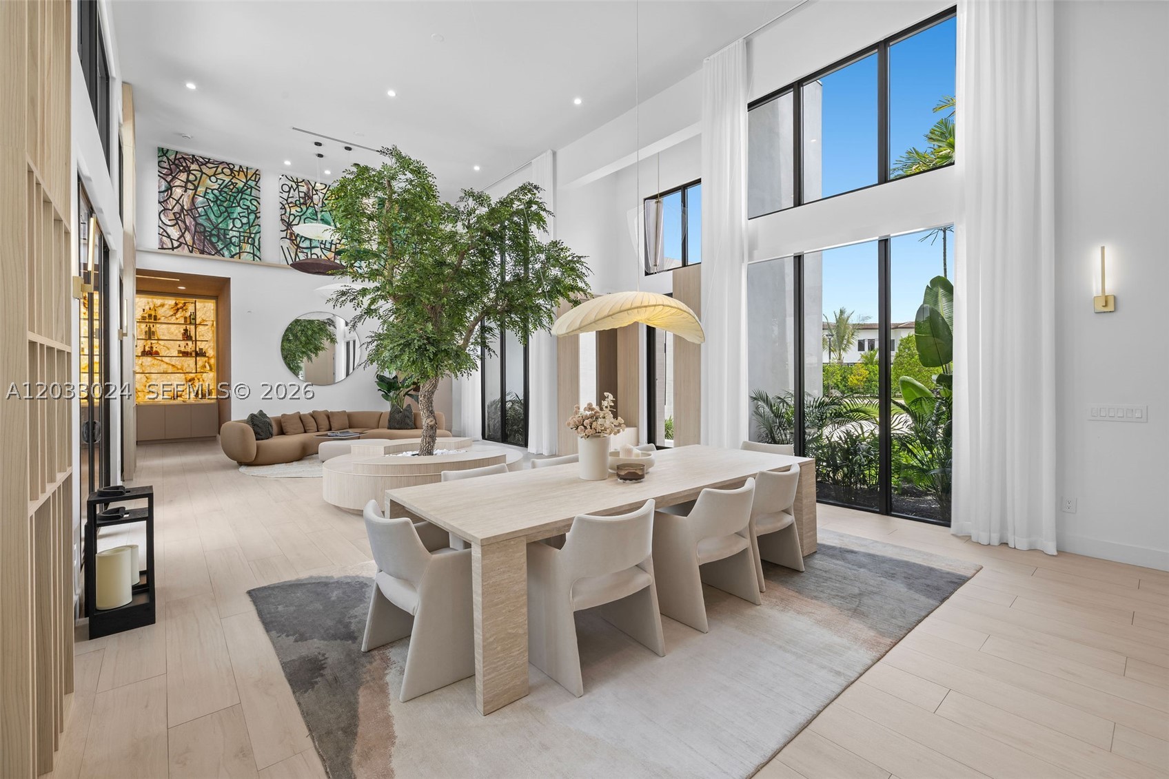 ZONA WEST - Residential