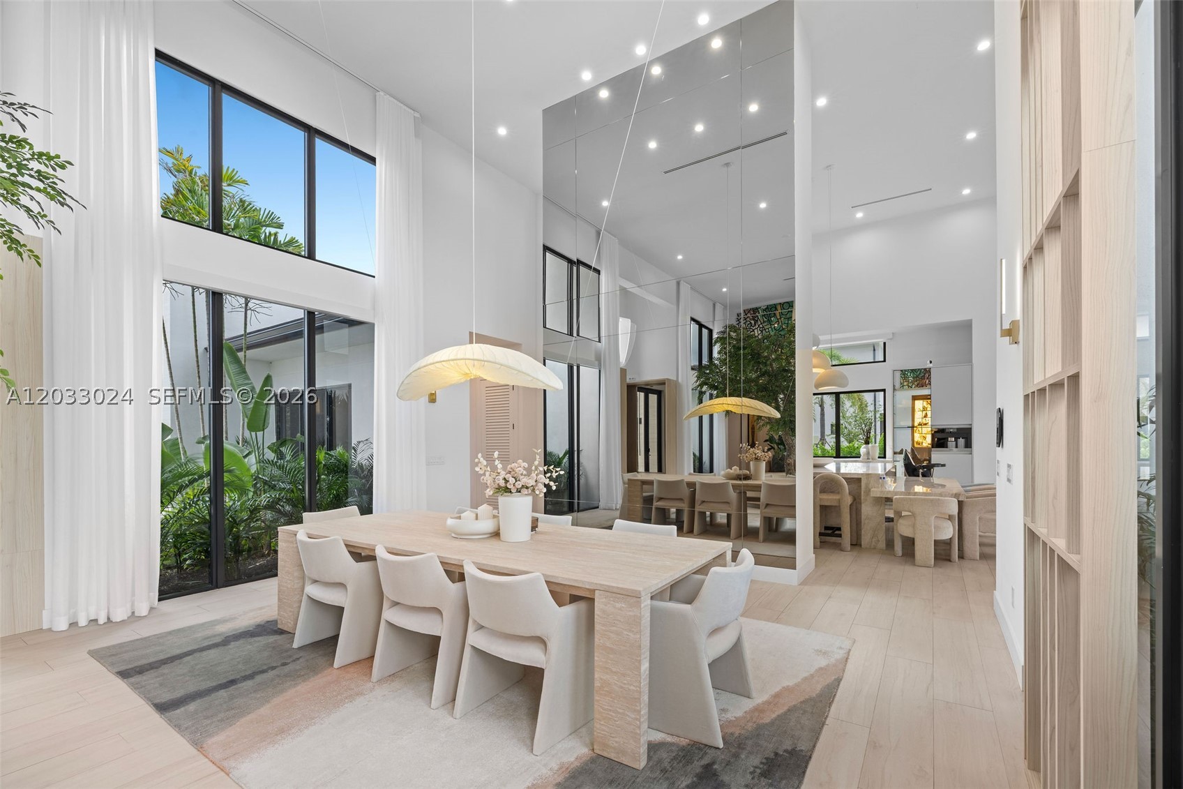 ZONA WEST - Residential
