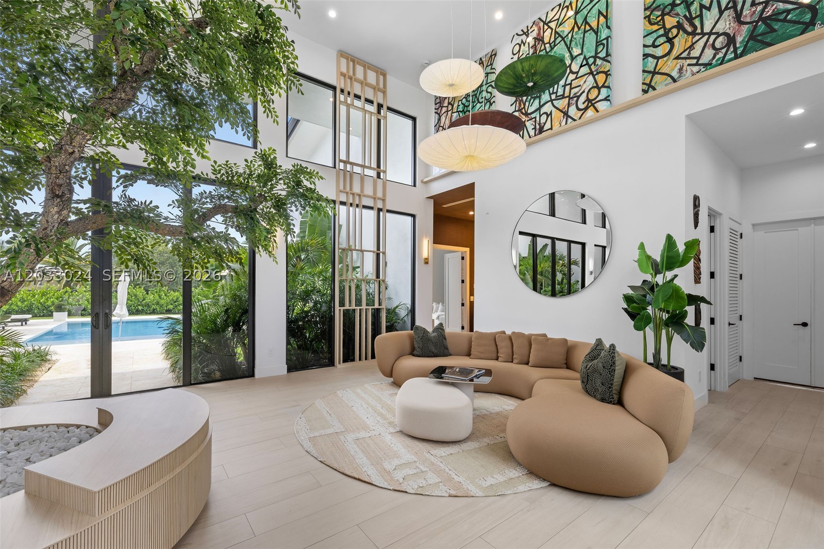 ZONA WEST - Residential