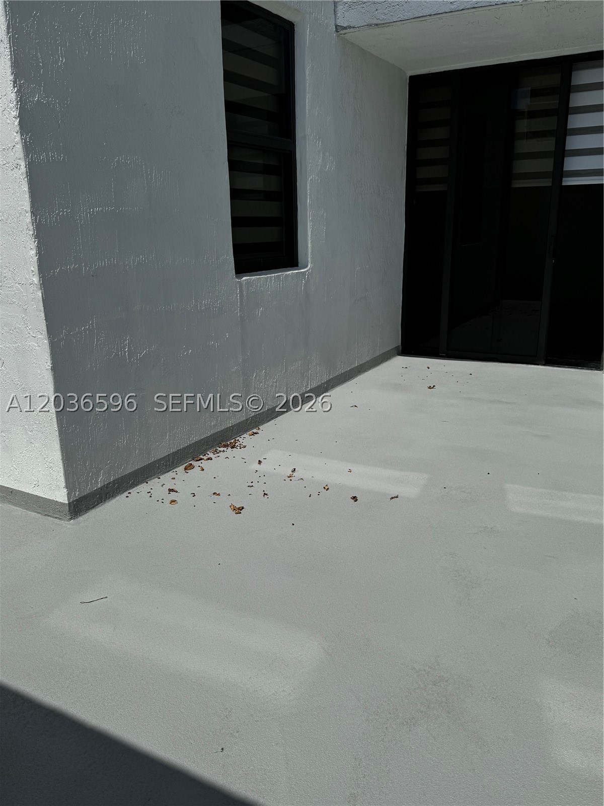THE LUXOR RESIDENCES COND - Residential Lease