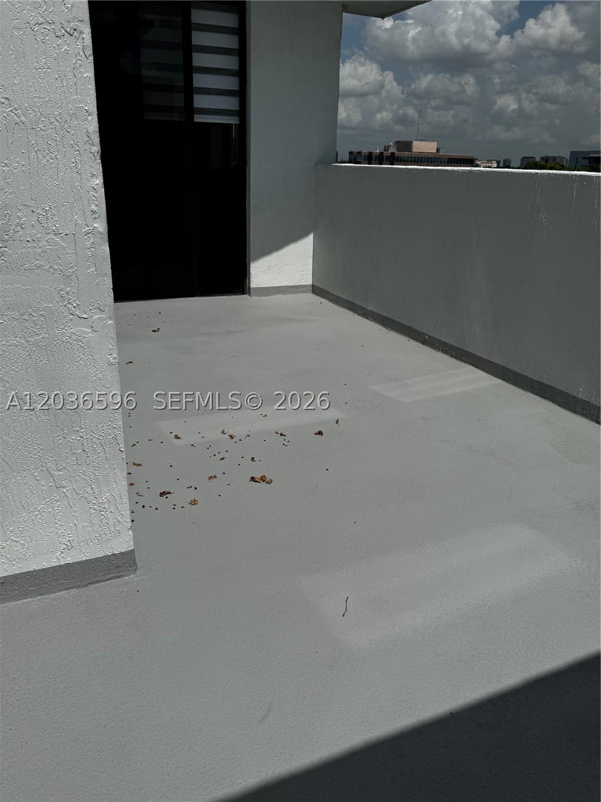 THE LUXOR RESIDENCES COND - Residential Lease