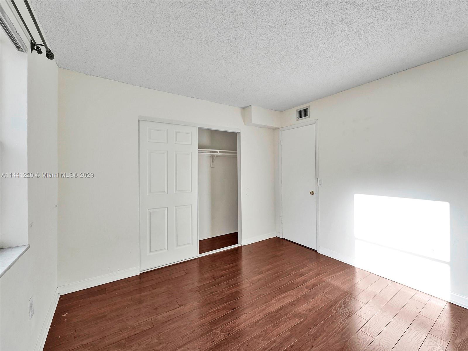 SUNWOOD CONDO - Residential Lease
