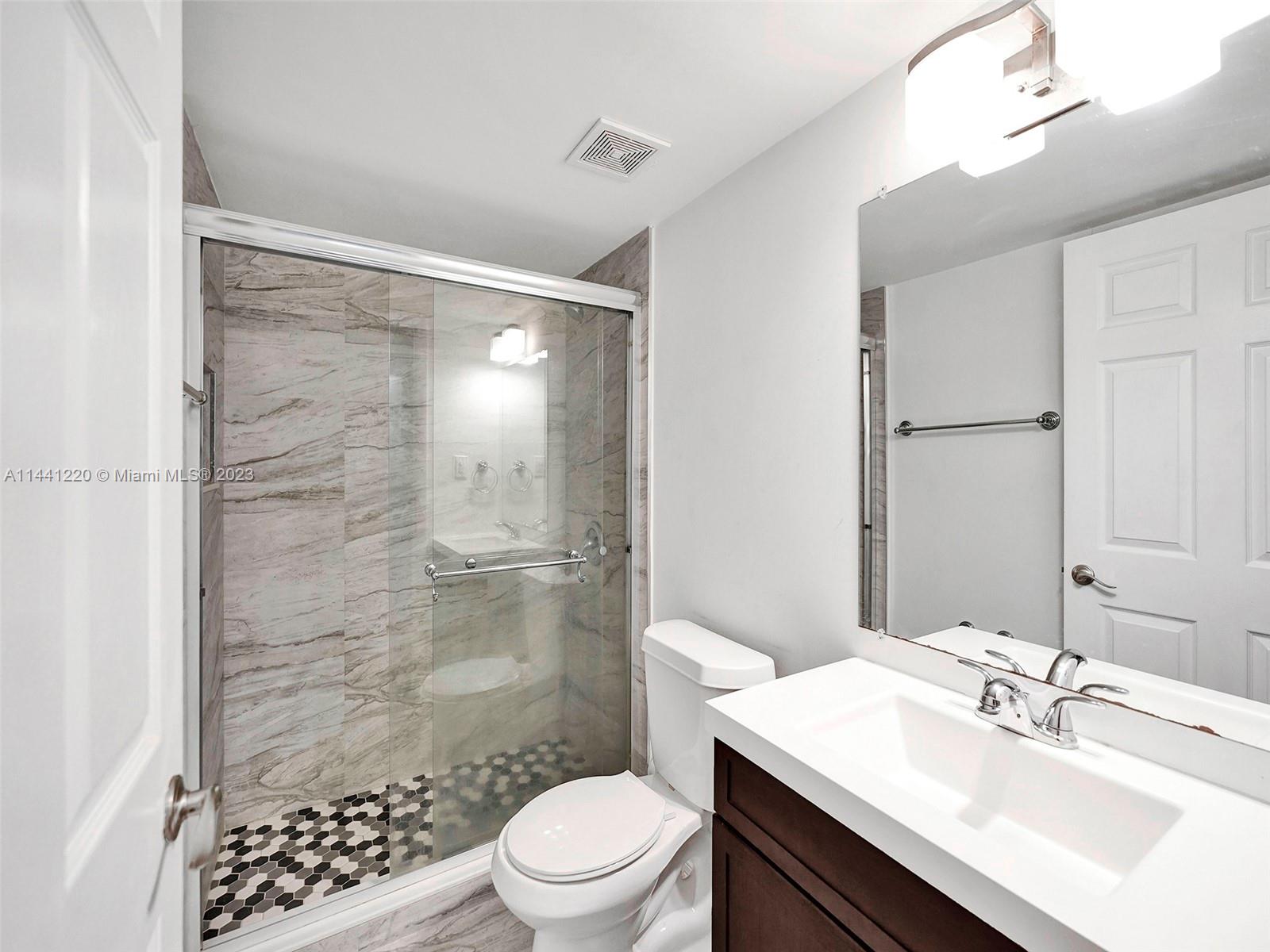 SUNWOOD CONDO - Residential Lease
