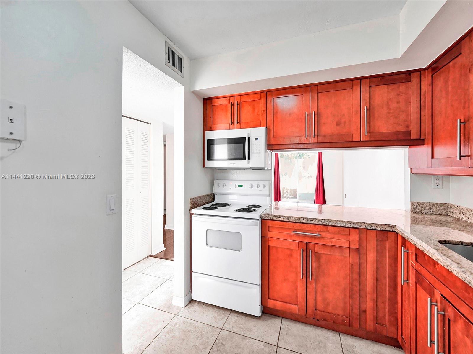 SUNWOOD CONDO - Residential Lease