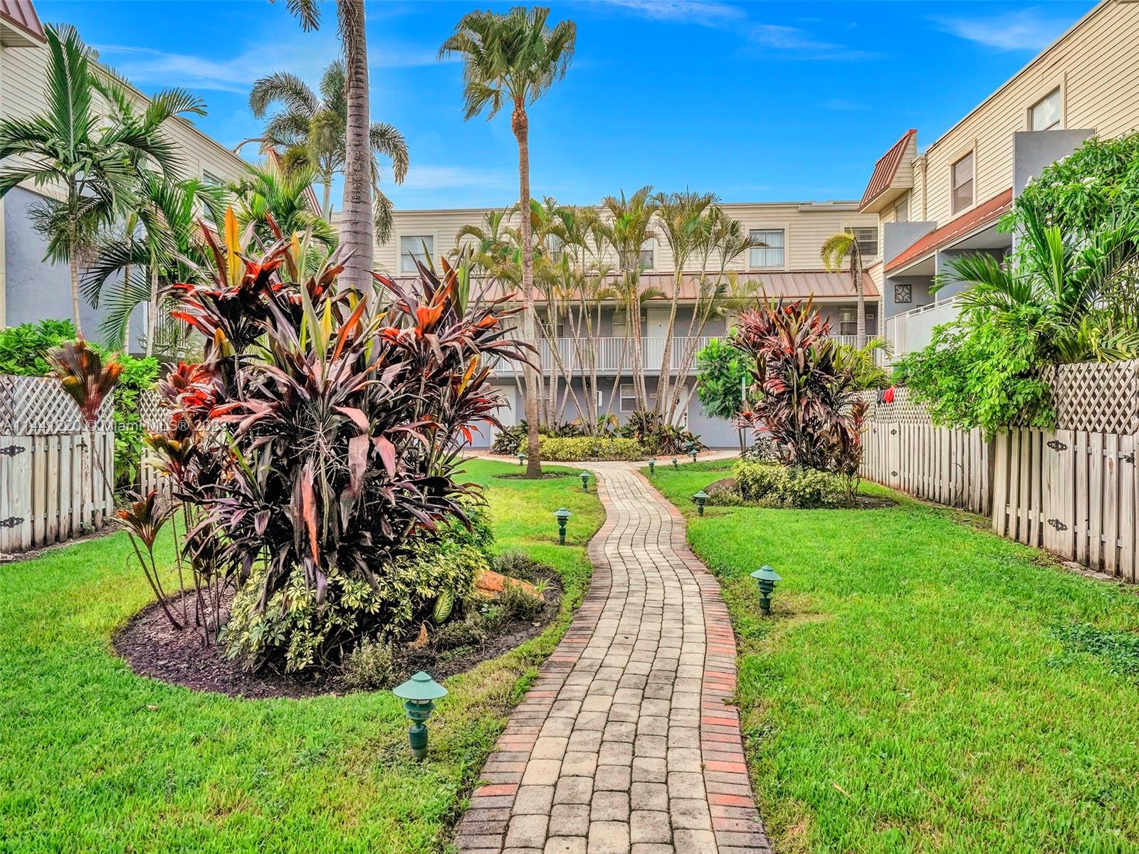 SUNWOOD CONDO - Residential Lease