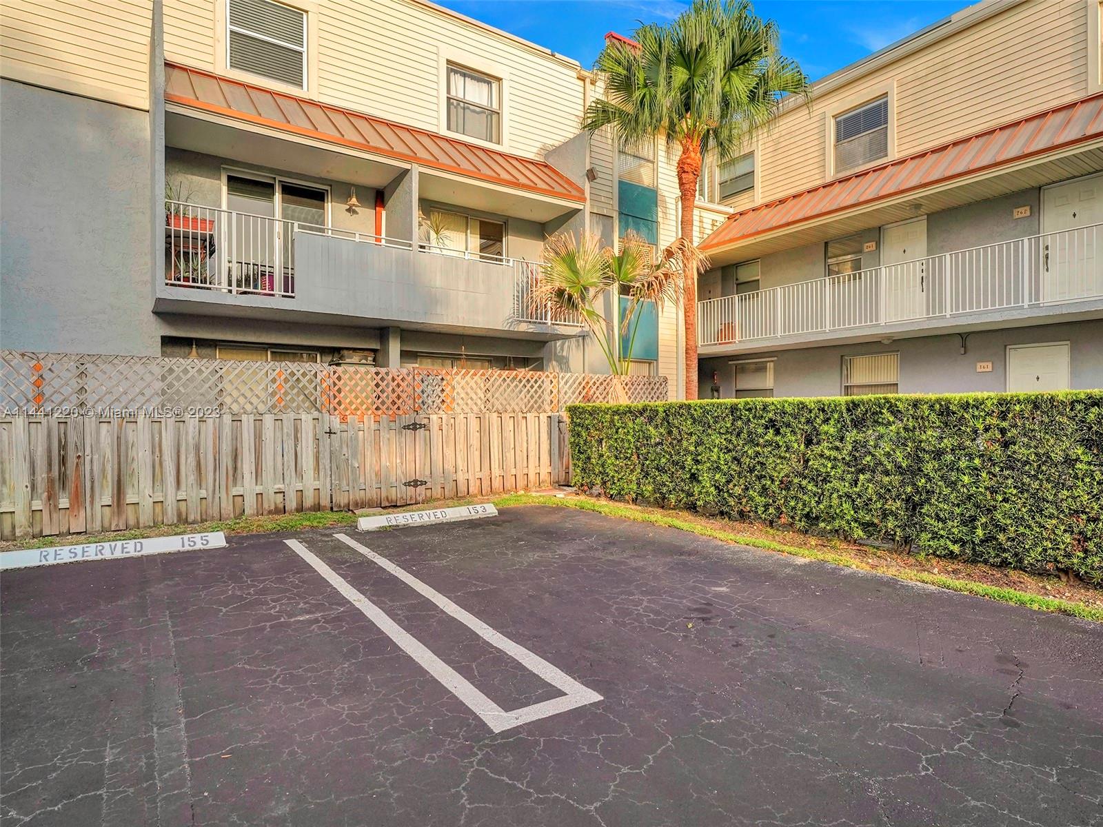 SUNWOOD CONDO - Residential Lease