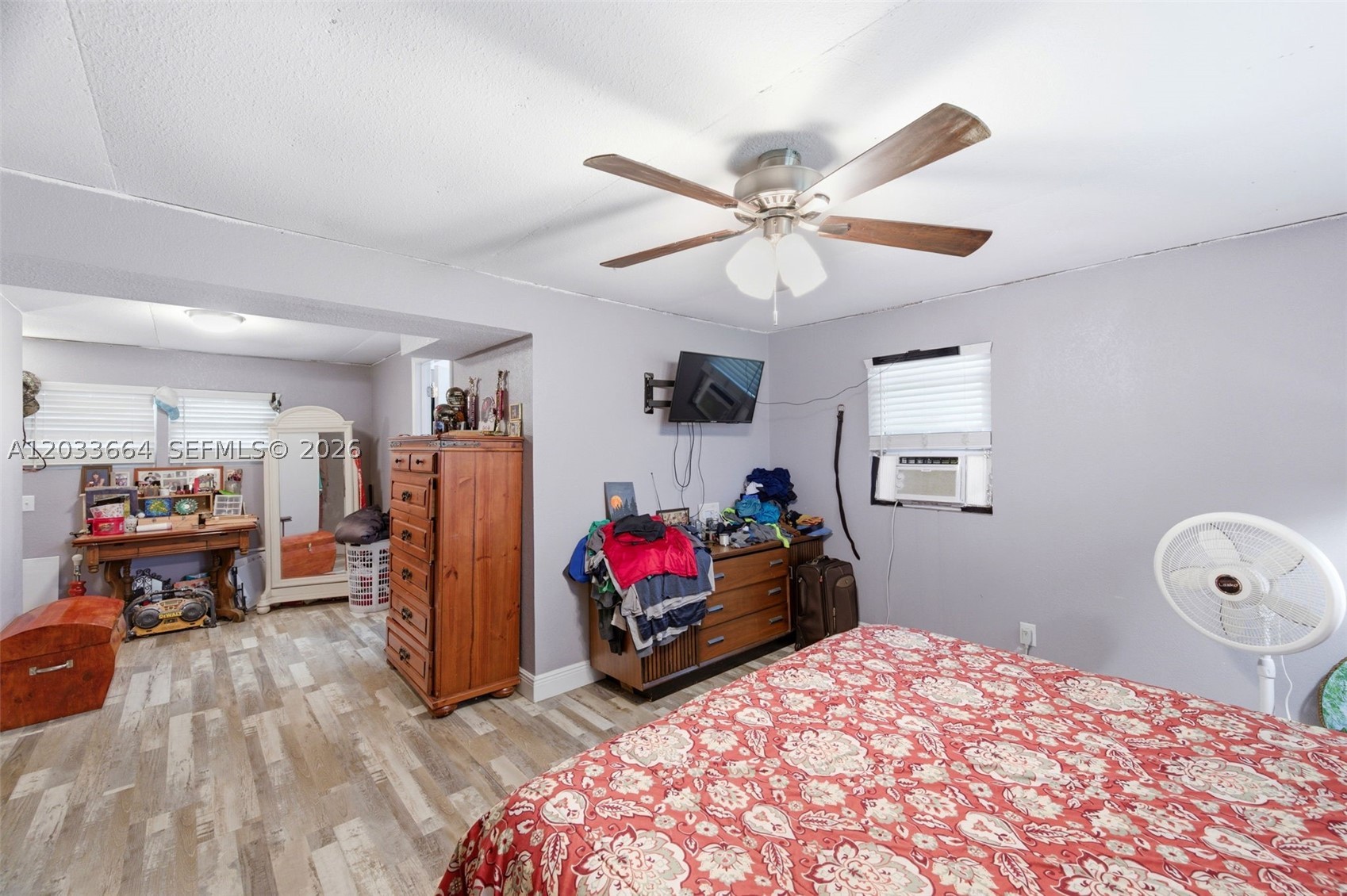 POLK CITY PB 24 PG 1 & 1 - Residential