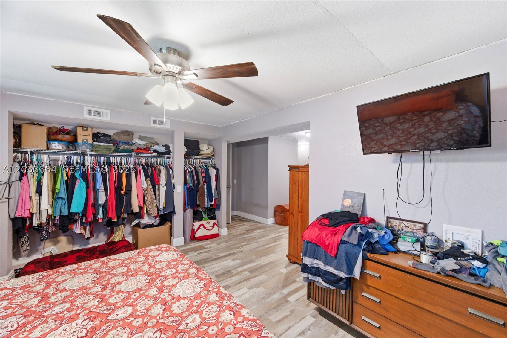 POLK CITY PB 24 PG 1 & 1 - Residential