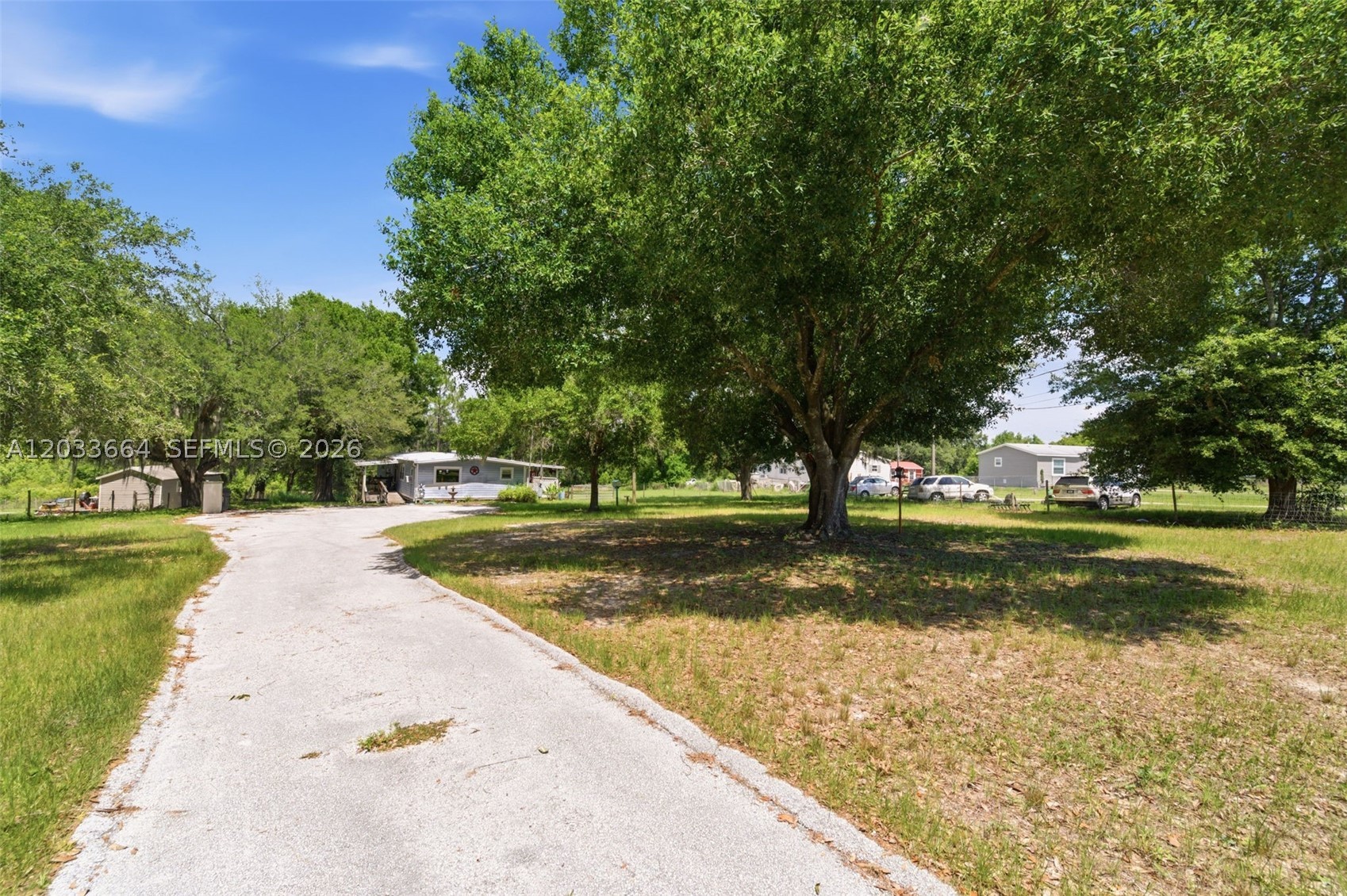 POLK CITY PB 24 PG 1 & 1 - Residential