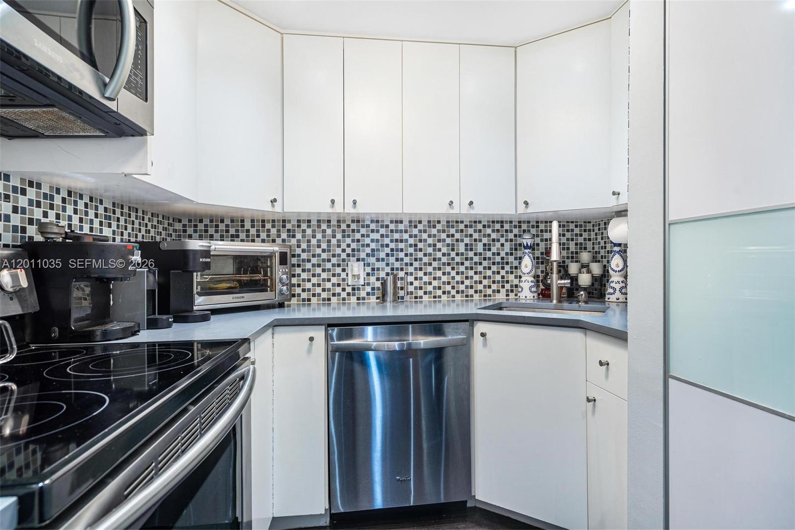CLEARVIEW TOWERS CONDO - Residential