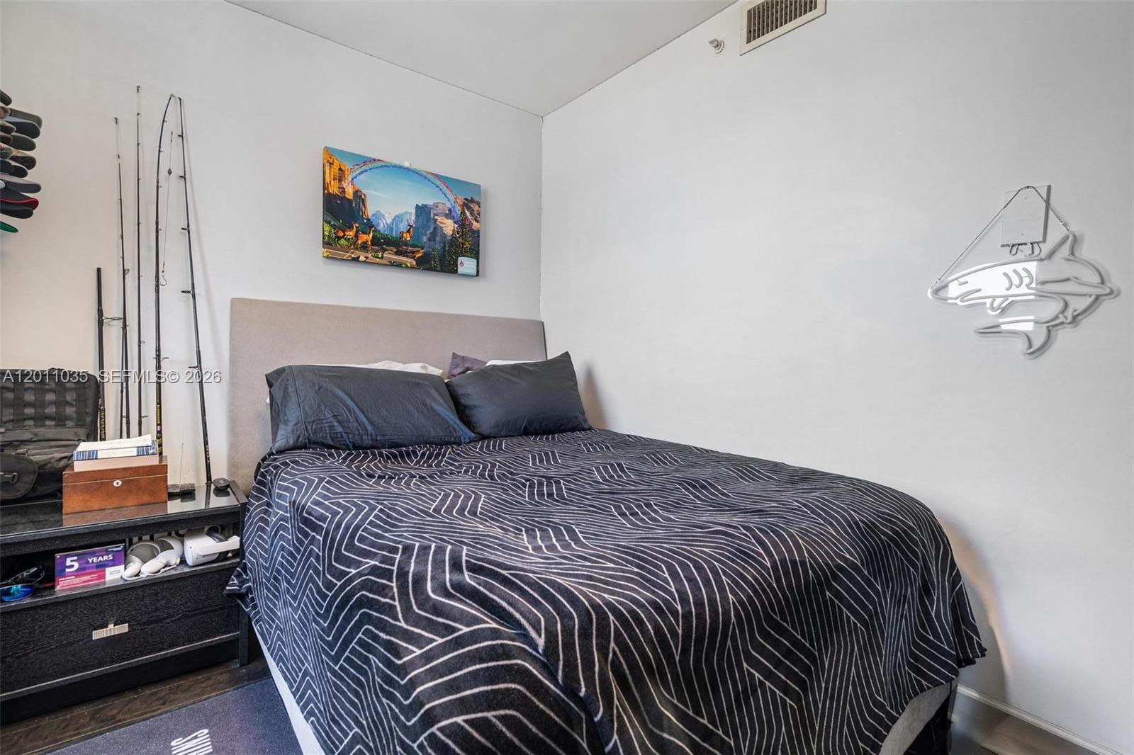 CLEARVIEW TOWERS CONDO - Residential