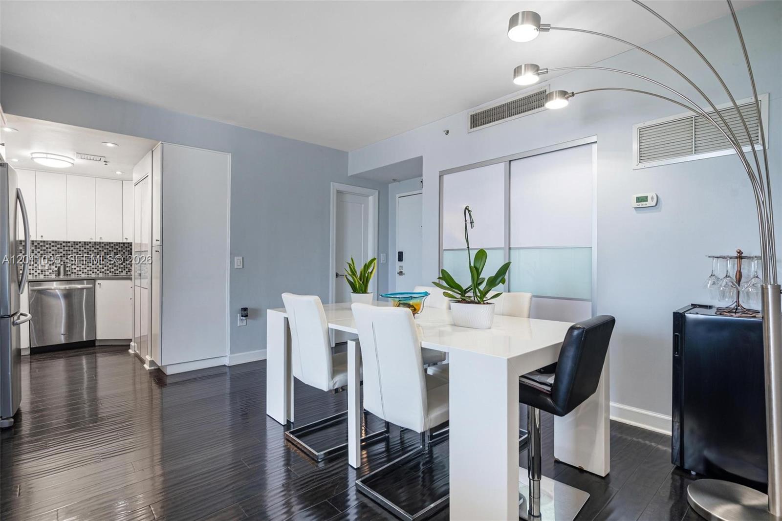CLEARVIEW TOWERS CONDO - Residential
