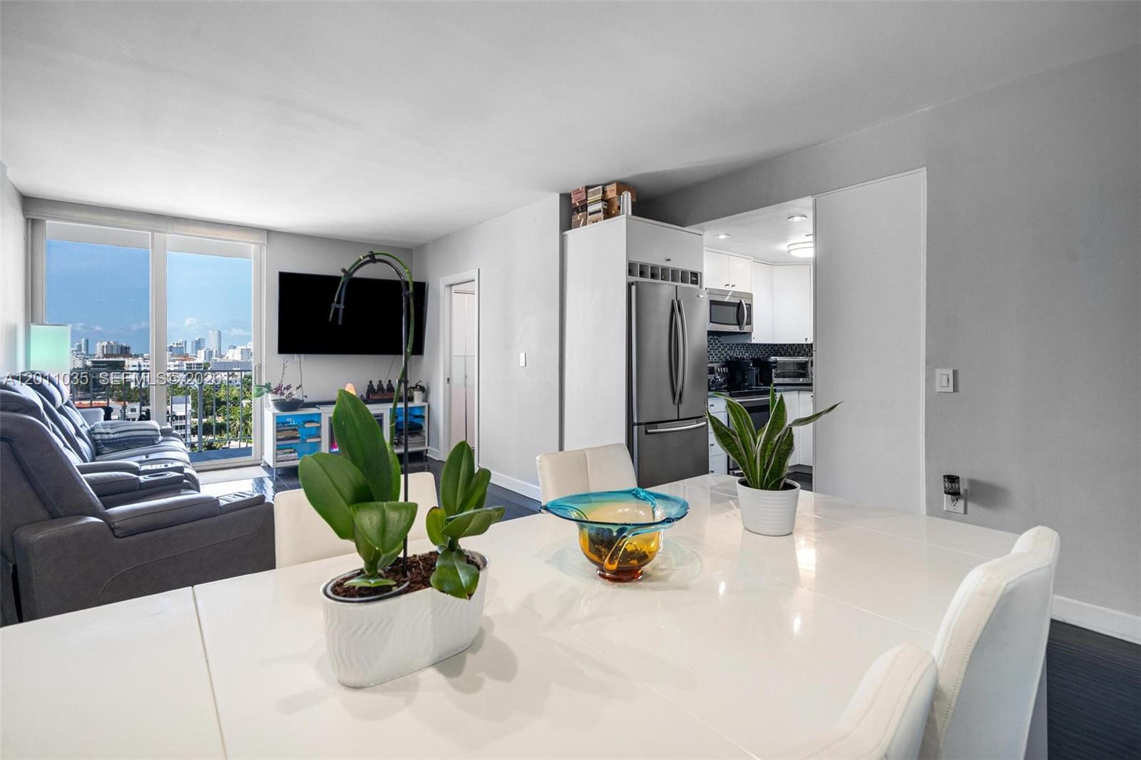 CLEARVIEW TOWERS CONDO - Residential