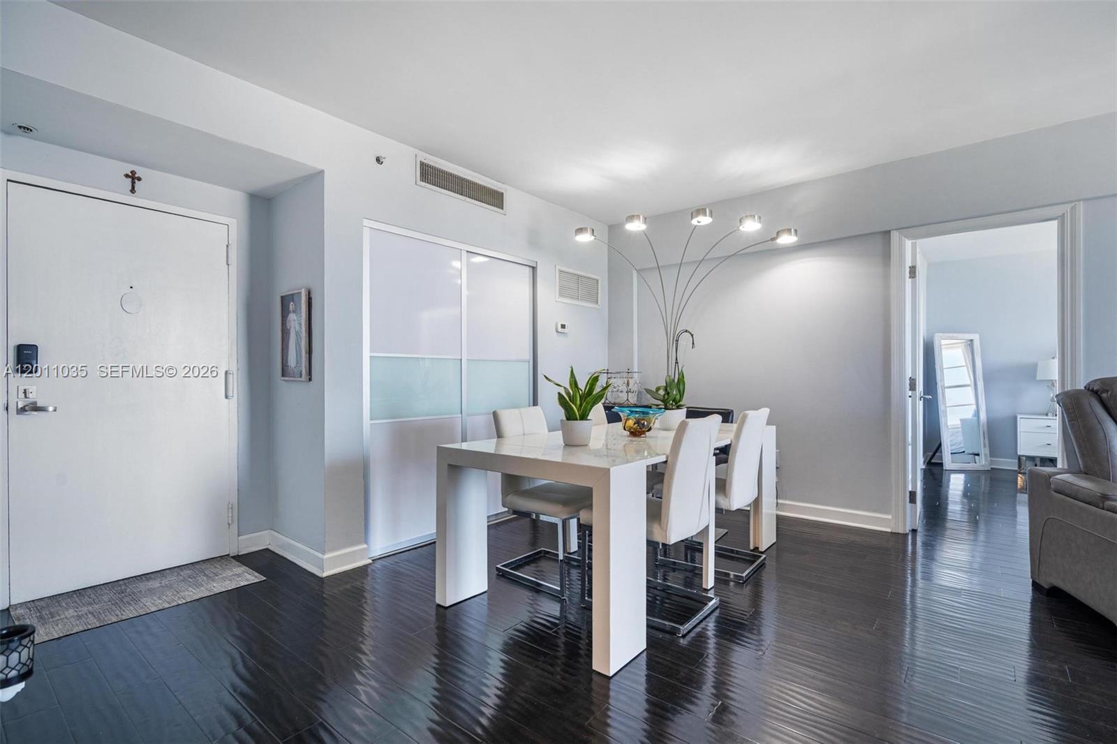 CLEARVIEW TOWERS CONDO - Residential