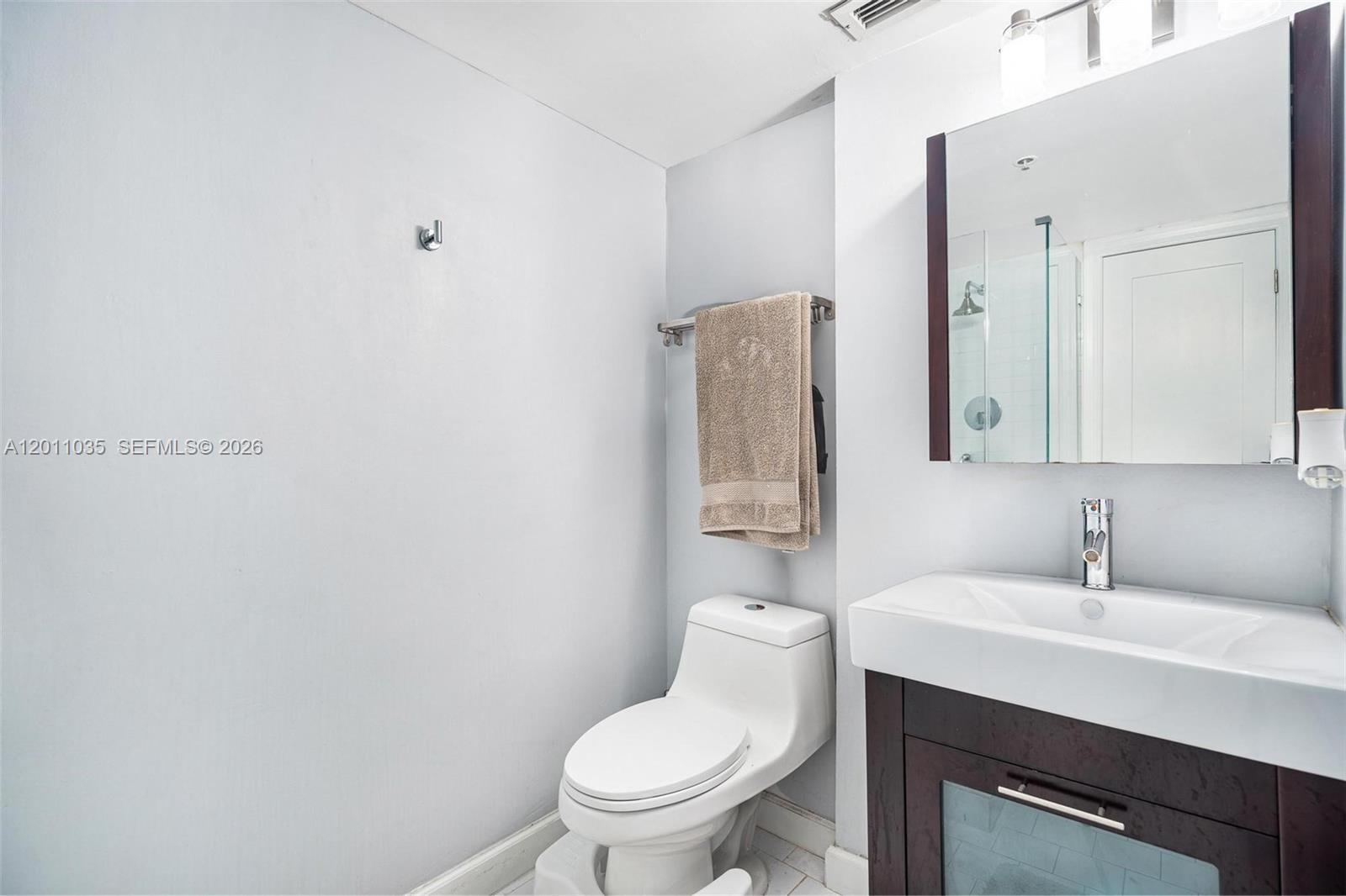 CLEARVIEW TOWERS CONDO - Residential