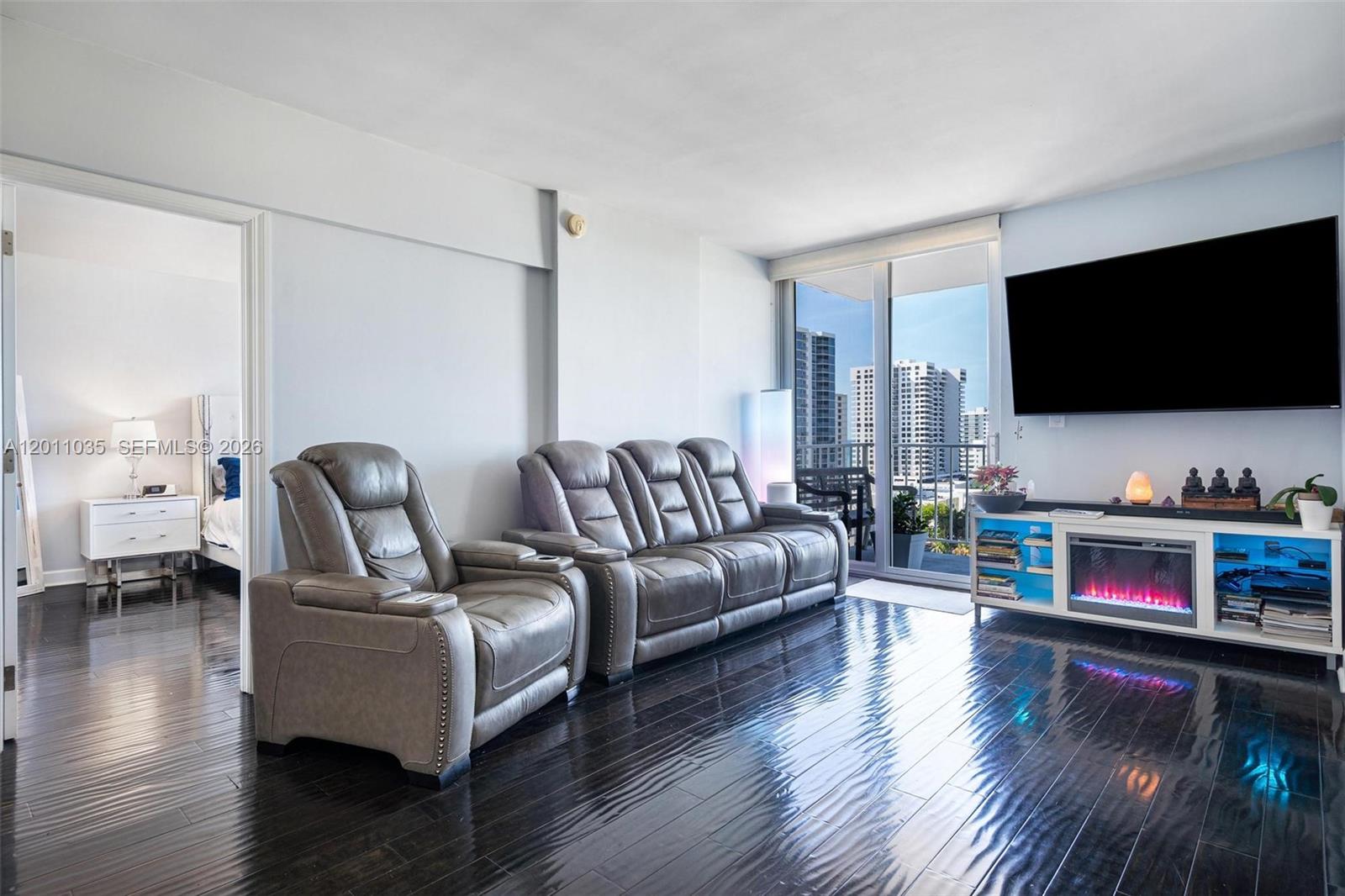 CLEARVIEW TOWERS CONDO - Residential