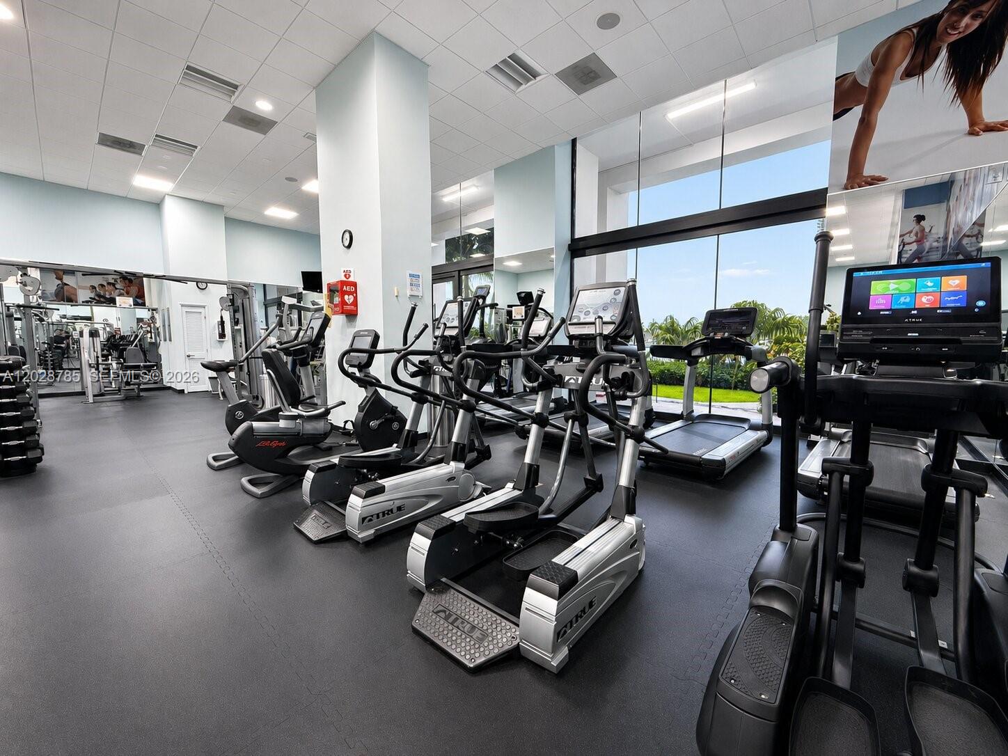 TURNBERRY ISLE SOUTH COND - Residential Lease
