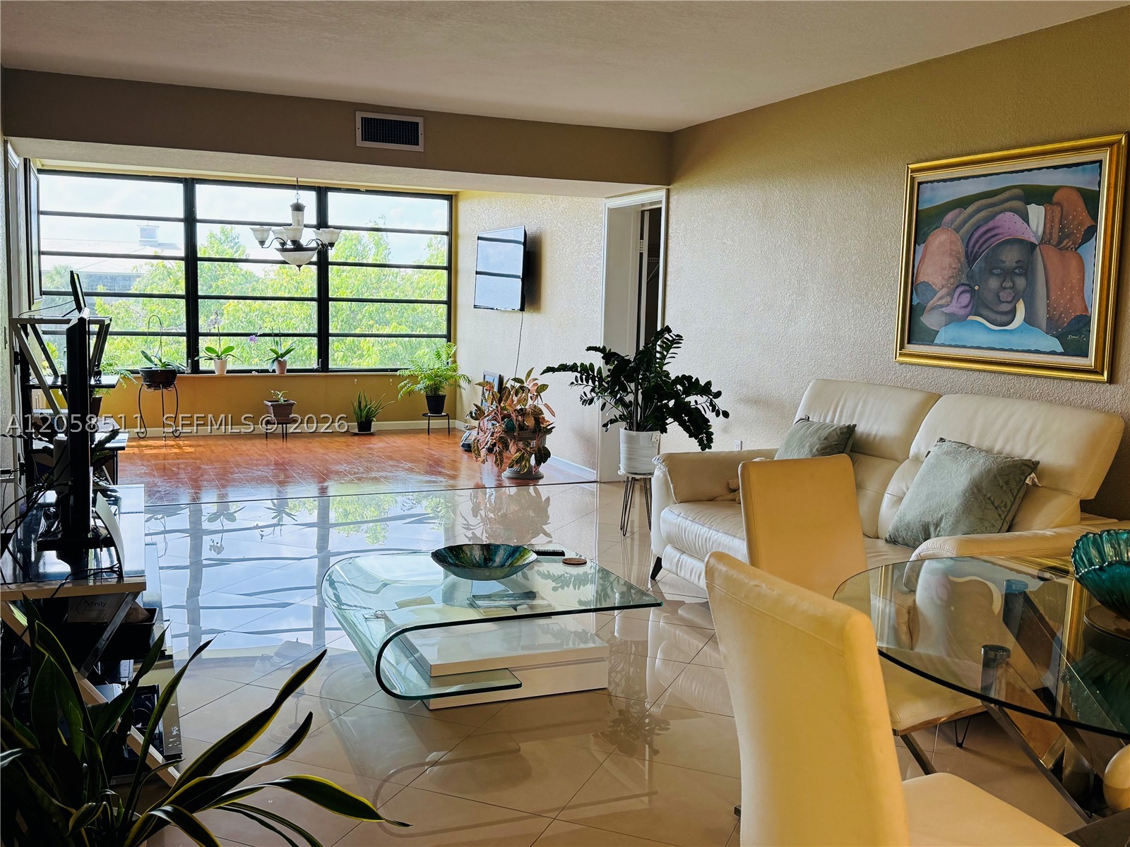 CONDO 25 OF WHITEHALL CON - Residential