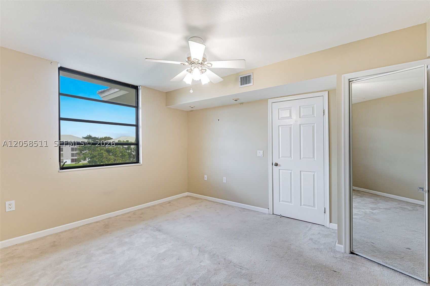 CONDO 25 OF WHITEHALL CON - Residential