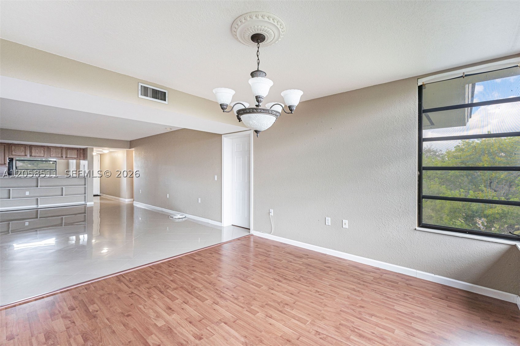 CONDO 25 OF WHITEHALL CON - Residential