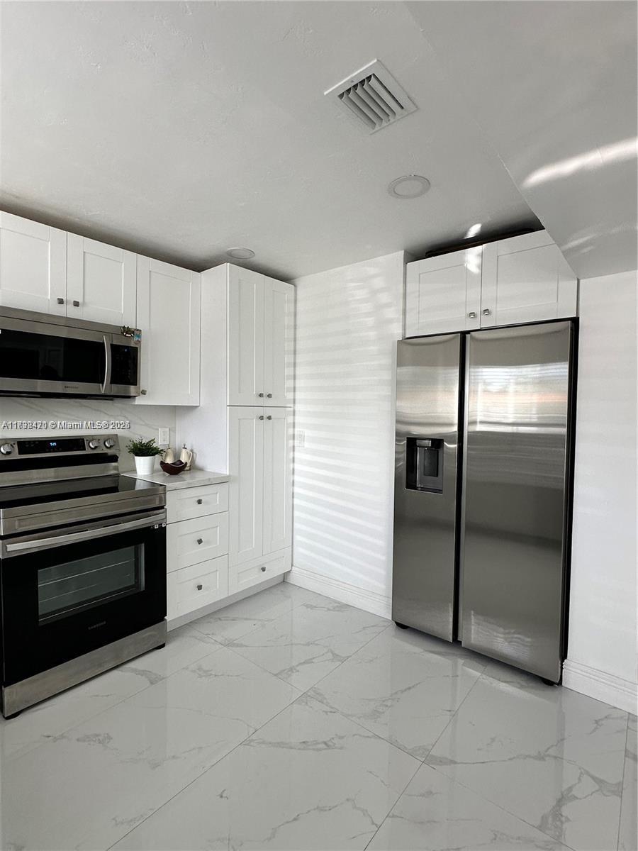 LOOK HOMESITES - Residential Lease