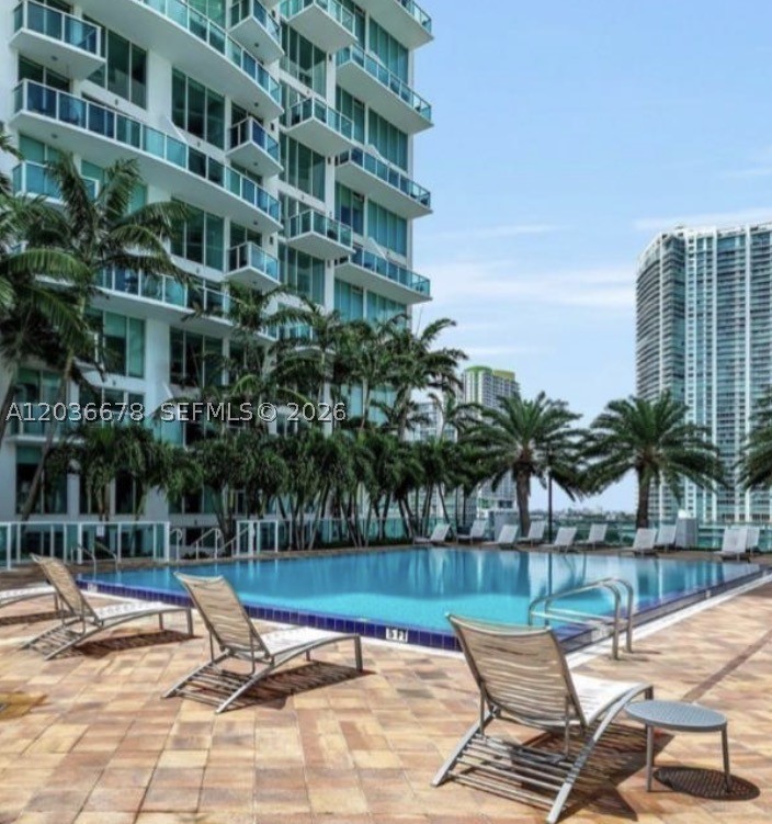 BRICKELL ON THE RIVER S T - Residential Lease