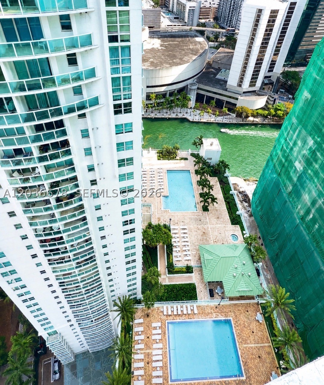BRICKELL ON THE RIVER S T - Residential Lease