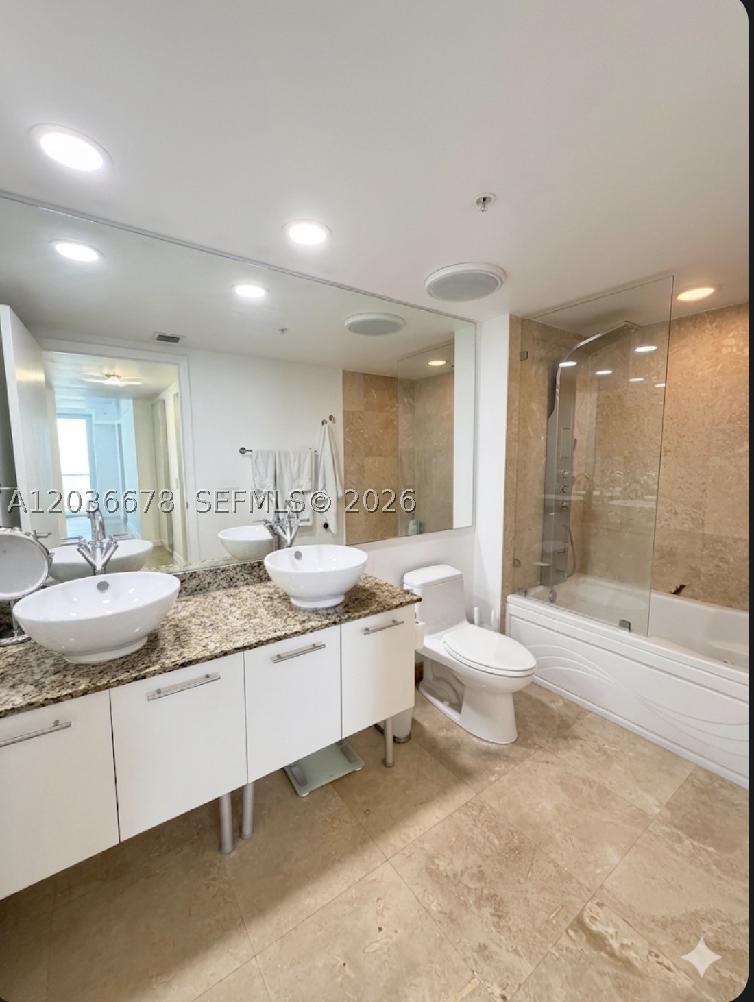 BRICKELL ON THE RIVER S T - Residential Lease