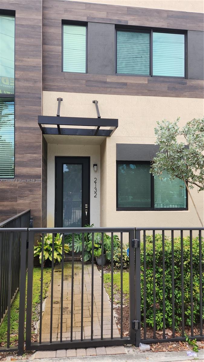NO MORE SHOWINGS! ALL OFFERS DUE  JUNE 12TH!  This 3-bed, 2.5-bath townhome was just built in 2021 and features impact windows and doors. This stunning residence offers a perfect opportunity for first-time homebuyers looking for a modern and low-maintenance living experience. Minutes from downtown and I95.  The main level features a new kitchen with stainless steel appliances, ample counter space, and a convenient breakfast bar that overlooks the living and dining areas.  This open concept design allows for easy interaction and entertaining. Upstairs has all the bedrooms, Master bdrm with walk-in closet, and ensuite bathroom. Two additional bedrooms provide flexibility for a growing family, a home office, or guests.  Laundry area located upstairs for convenience! NO LEASING ALLOWED!