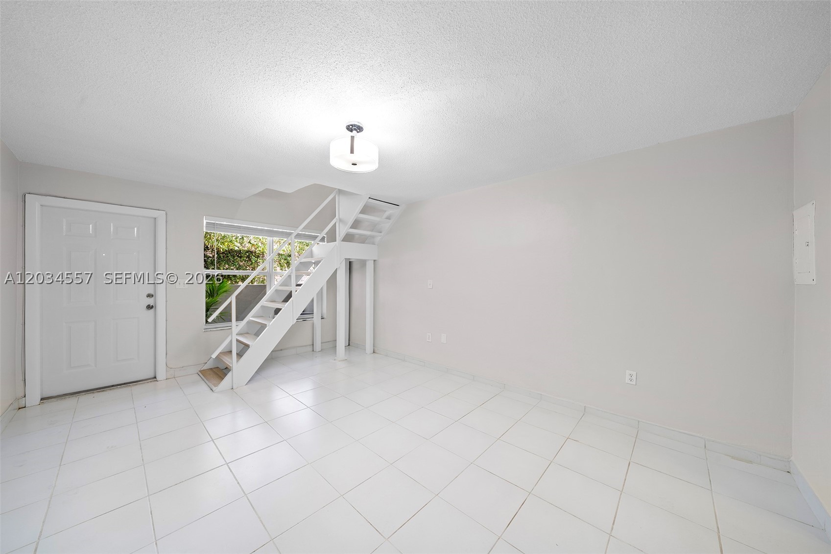 GROVE TOWNHOUSES CONDO - Residential