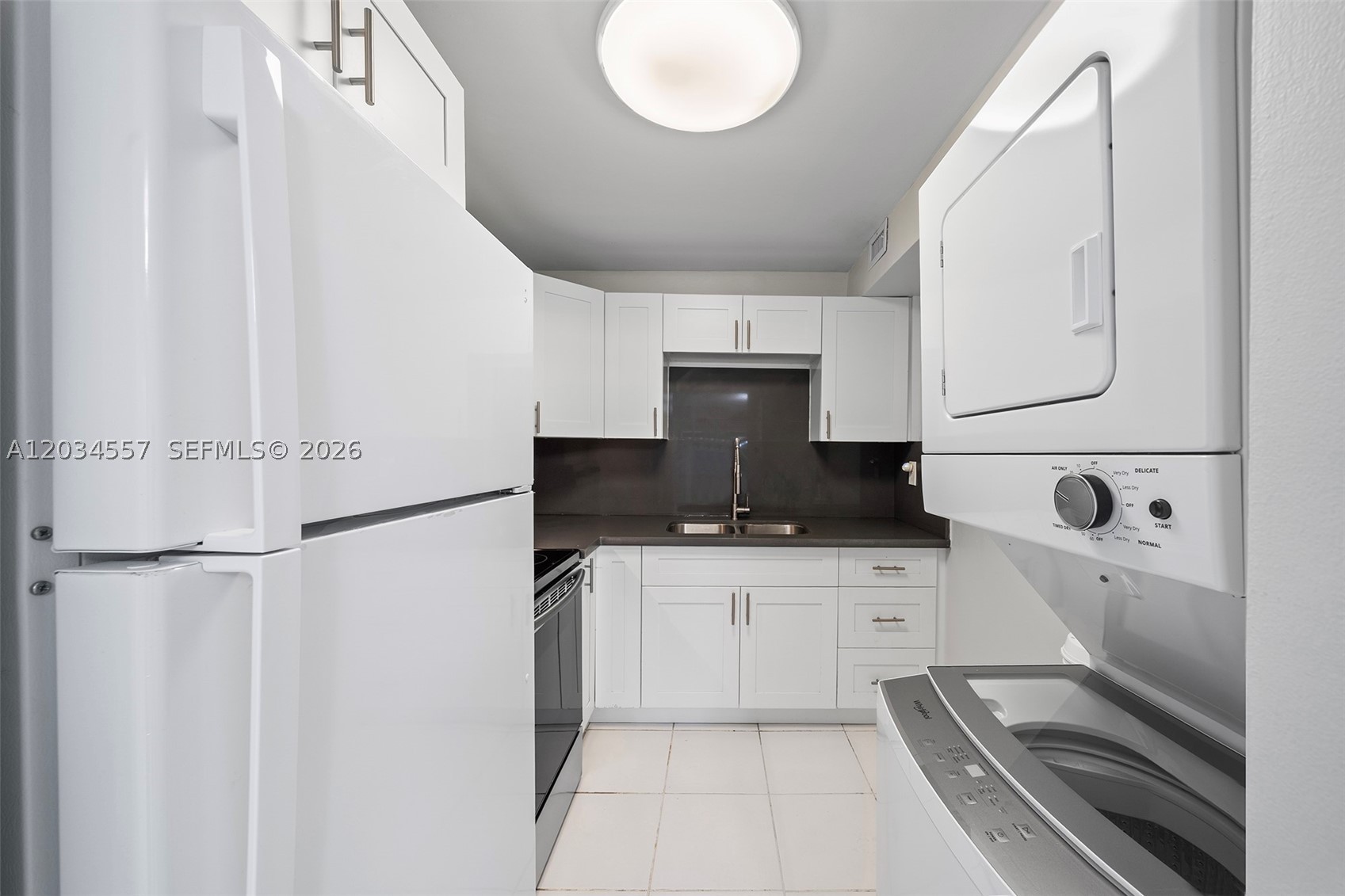 GROVE TOWNHOUSES CONDO - Residential