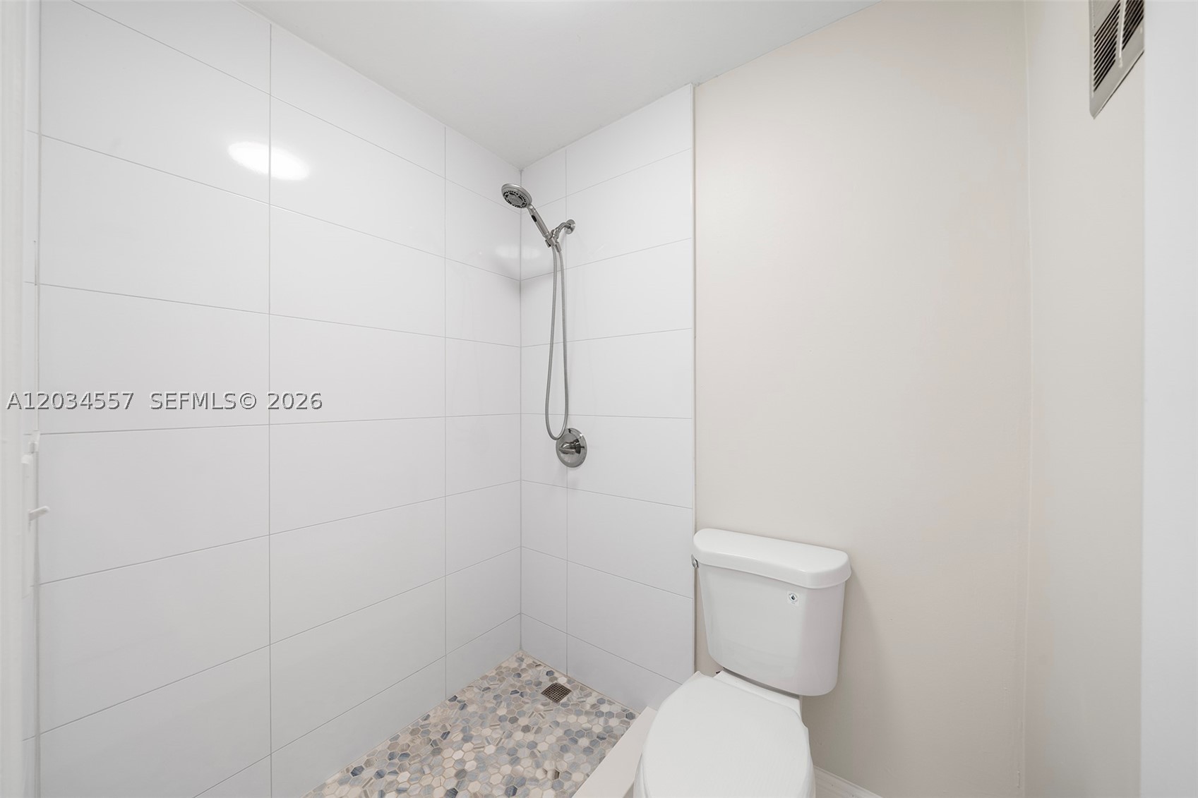 GROVE TOWNHOUSES CONDO - Residential