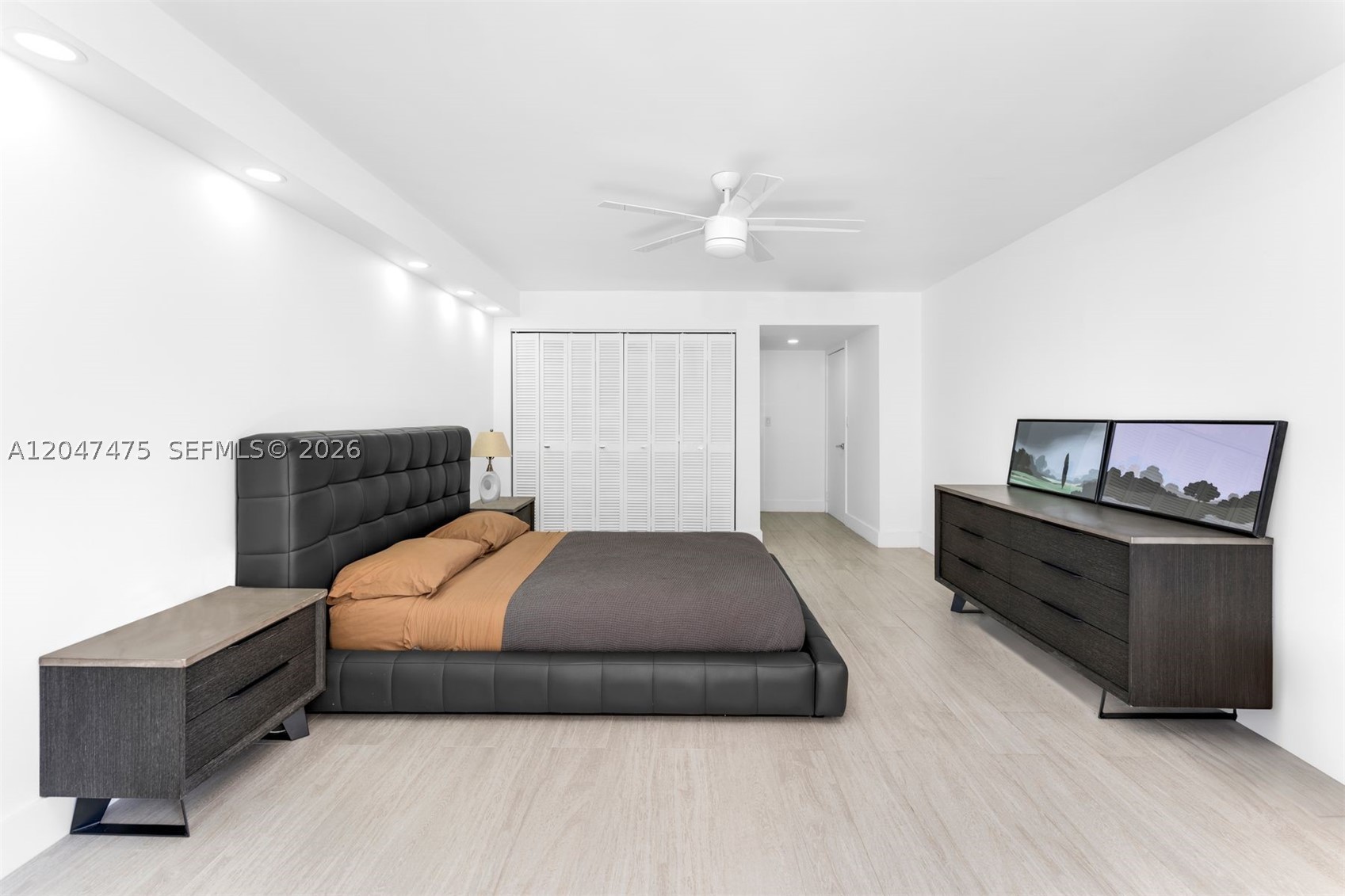 COSTA BRAVA CONDO - Residential