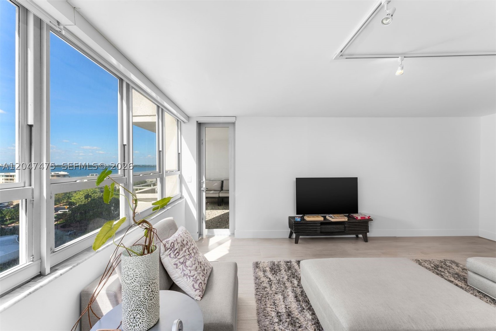COSTA BRAVA CONDO - Residential