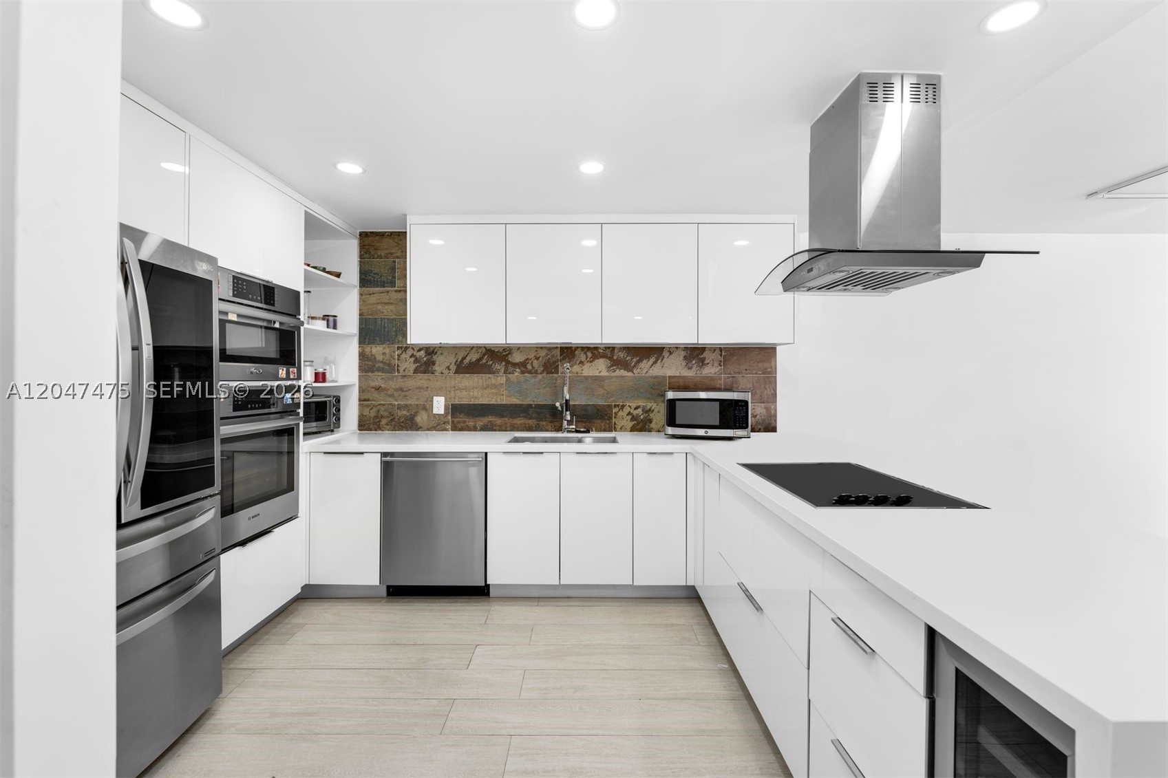 COSTA BRAVA CONDO - Residential