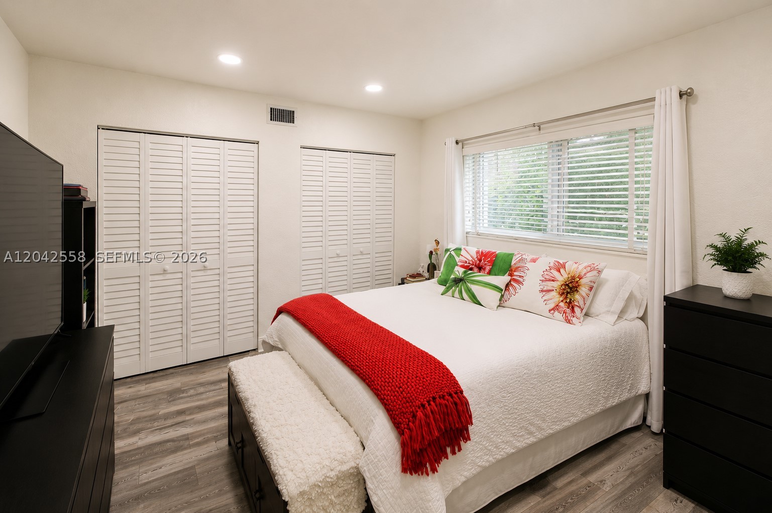 EDGEWATER OF CORAL GABLES - Residential